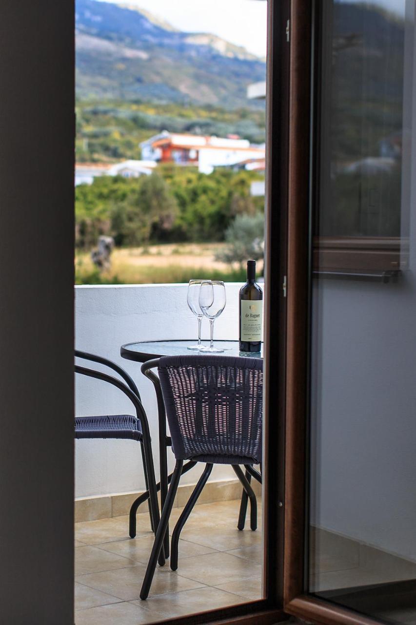 Apartments Sidro Dobra Voda Kültér fotó