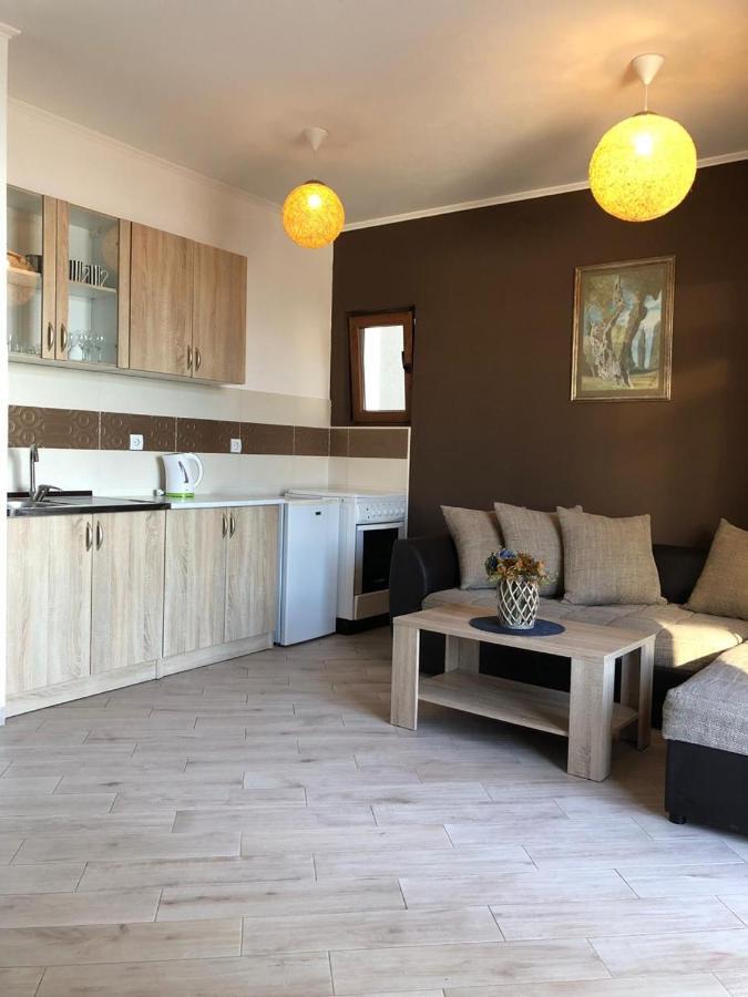 Apartments Sidro Dobra Voda Kültér fotó